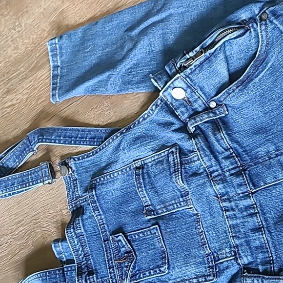 Overalls - Picture 2 of 5
